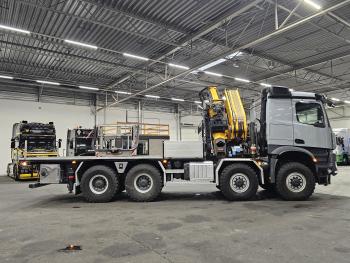 Mercedes-Benz AROCS 3253 8x8 / 65 t/m CRANE + JIB + WINCH / KRAN / GRUA